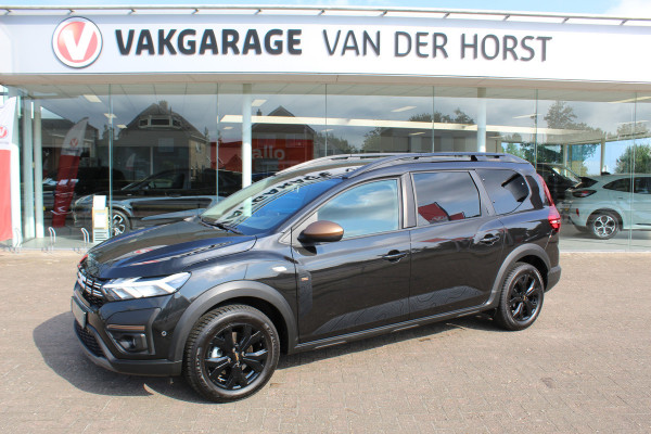 Dacia Jogger 1.0-110pk TCe 110 Extreme+ 7 persoons Zeer nette en erg praktische Dacia ! Autm. airco, metallic lak, stoelverwarming, LM wielen+all season banden, cruise control, pdc v+a, dodehoek assistent, camera, navigatie, telefoonvoorb.,  etc.