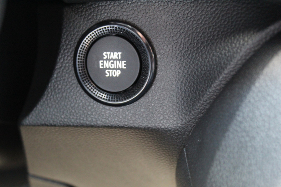 Dacia Jogger 1.0-110pk TCe 110 Extreme+ 7 persoons Zeer nette en erg praktische Dacia ! Autm. airco, metallic lak, stoelverwarming, LM wielen+all season banden, cruise control, pdc v+a, dodehoek assistent, camera, navigatie, telefoonvoorb.,  etc.