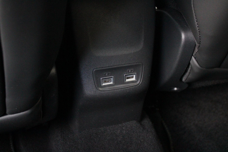 Peugeot 208 1.2 Hybrid 145PK AUTOMAAT GT | CAMERA VOOR + ACHTER | NAVIGATIE | DRAADLOZE APPLE CARPLAY/ANDROID AUTO | FULL LED KOPLAMPEN | LICHTMETALEN VELGEN 17" | DODEHOEK DETECTIE | DRAADLOZE TELEFOONLADER | KEYLESS ENTRY/START | DAB+ RADIO | ADAPTIVE CRUISE CONTROL | CLIMATE CONTROL |