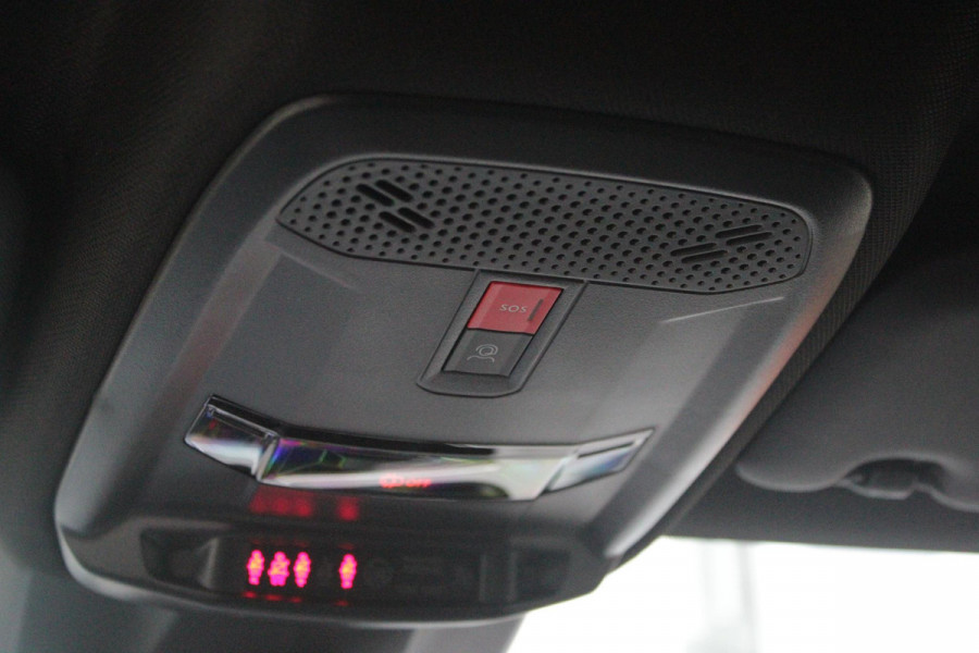 Peugeot 208 1.2 Hybrid 145PK AUTOMAAT GT | CAMERA VOOR + ACHTER | NAVIGATIE | DRAADLOZE APPLE CARPLAY/ANDROID AUTO | FULL LED KOPLAMPEN | LICHTMETALEN VELGEN 17" | DODEHOEK DETECTIE | DRAADLOZE TELEFOONLADER | KEYLESS ENTRY/START | DAB+ RADIO | ADAPTIVE CRUISE CONTROL | CLIMATE CONTROL |