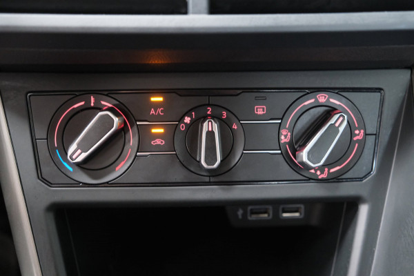 Volkswagen Polo 1.0 TSI Comfortline - N.A.P. Airco, Cruise, PDC, Navi, Carplay.