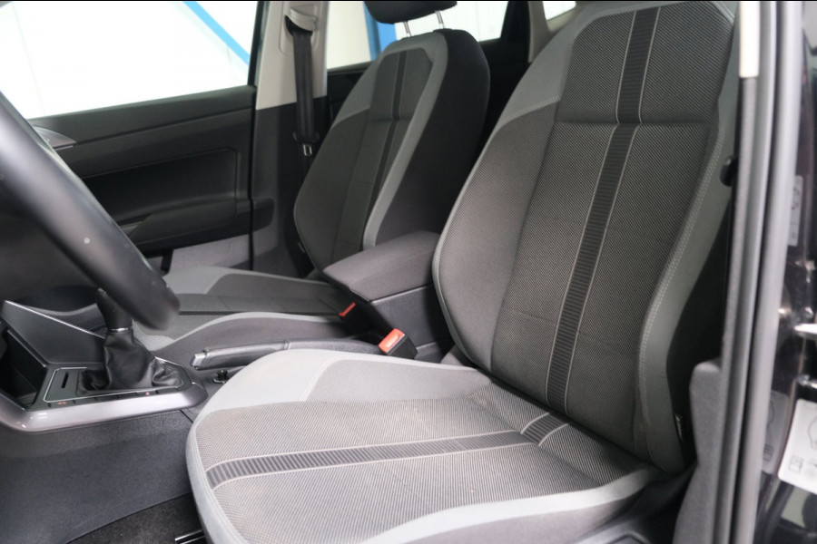 Volkswagen Polo 1.0 TSI Highline Business R-Line - N.A.P. Airco, Cruise, Carplay, Navi, PDC.