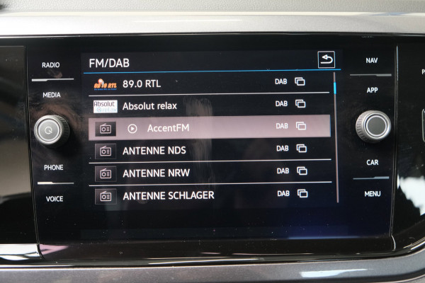 Volkswagen Polo 1.0 TSI Highline Business R-Line - N.A.P. Airco, Cruise, Carplay, Navi, PDC.