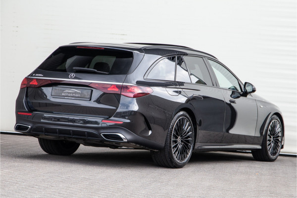 Mercedes-Benz E-Klasse Estate 300 e AMG Premium, Hyperscreen, Pano, Nightpakket, Distronic, 20"