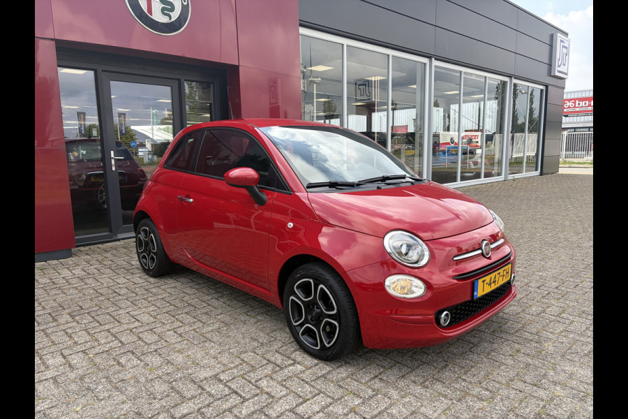 Fiat 500 1.0 Hybrid Club | Parkeersensoren | Apple/Android CarPlay | Licht/Regen Sensor