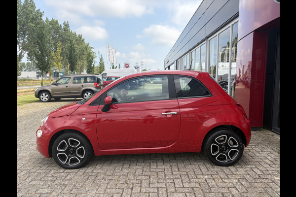 Fiat 500 1.0 Hybrid Club | Parkeersensoren | Apple/Android CarPlay | Licht/Regen Sensor