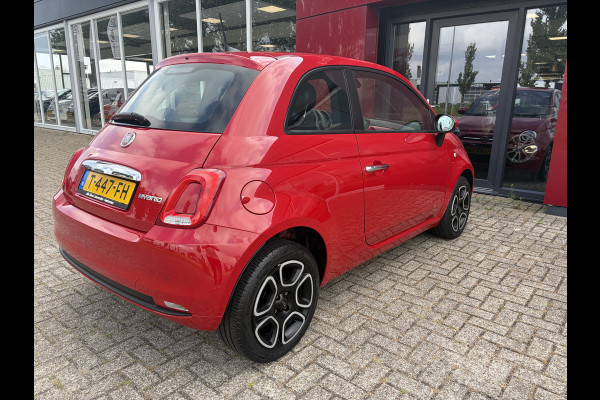 Fiat 500 1.0 Hybrid Club | Parkeersensoren | Apple/Android CarPlay | Licht/Regen Sensor