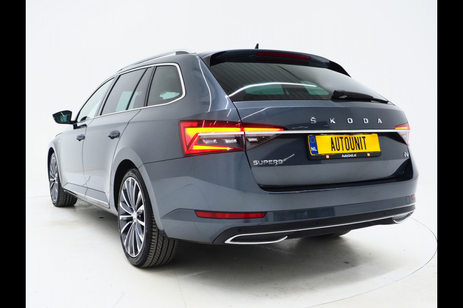 Škoda Superb Combi 1.4 TSI iV Laurin & Klement | Panoramadak | Leder | Trekhaak | Massage | Camera | Keyless | Canton | Carplay