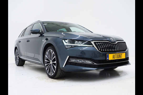 Škoda Superb Combi 1.4 TSI iV Laurin & Klement | Panoramadak | Leder | Trekhaak | Massage | Camera | Keyless | Canton | Carplay