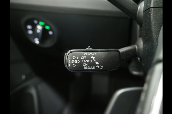 Škoda Superb Combi 1.4 TSI iV Laurin & Klement | Panoramadak | Leder | Trekhaak | Massage | Camera | Keyless | Canton | Carplay
