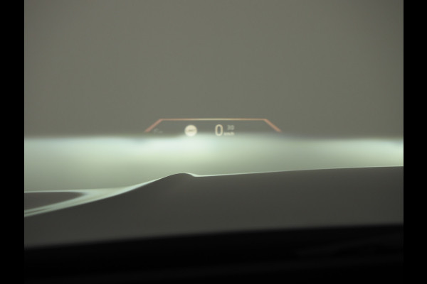 BMW 3 Serie Touring 320e xDrive LCI Shadowline | Panoramadak | LaserLED | HUD | Adaptive Cruise | 360 | Dodehoek | Carplay