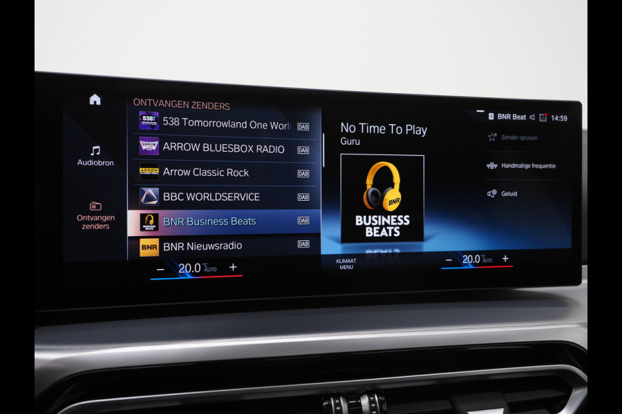 BMW 3 Serie Touring 320e xDrive LCI Shadowline | Panoramadak | LaserLED | HUD | Adaptive Cruise | 360 | Dodehoek | Carplay