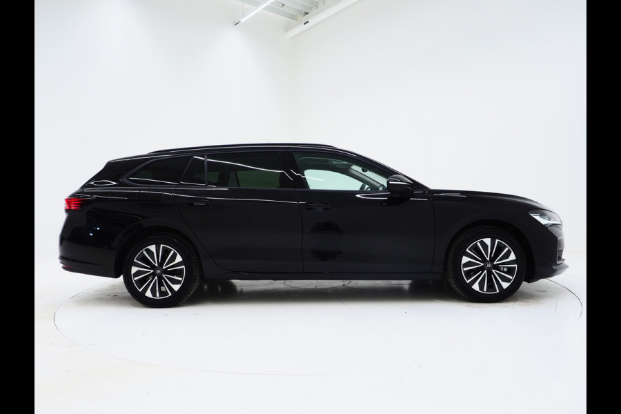 Škoda Superb Combi 1.5 TSI PHEV 204PK | Panoramadak | HUD | Camera | Keyless | Adaptive Cruise | Dodehoek | Carplay
