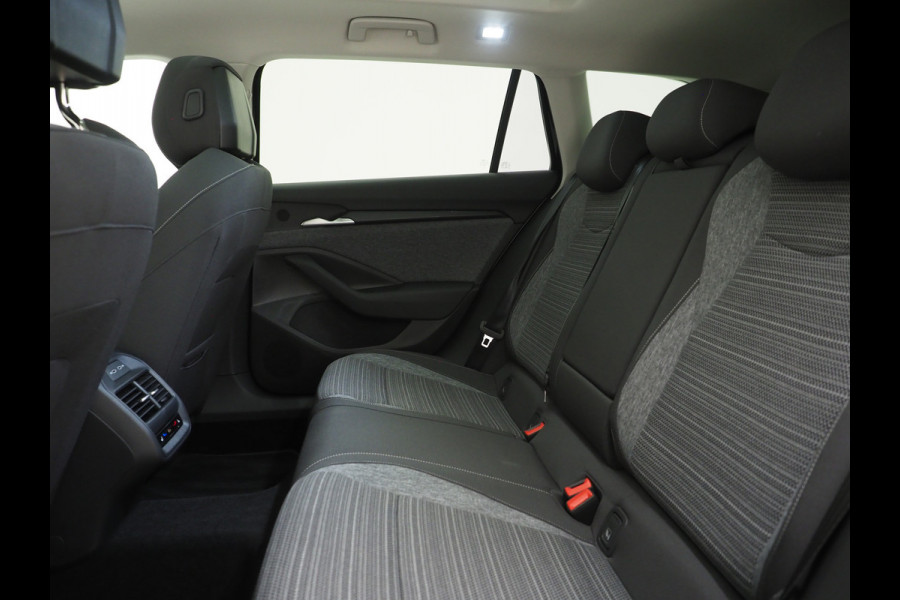 Škoda Superb Combi 1.5 TSI PHEV 204PK | Panoramadak | HUD | Camera | Keyless | Adaptive Cruise | Dodehoek | Carplay