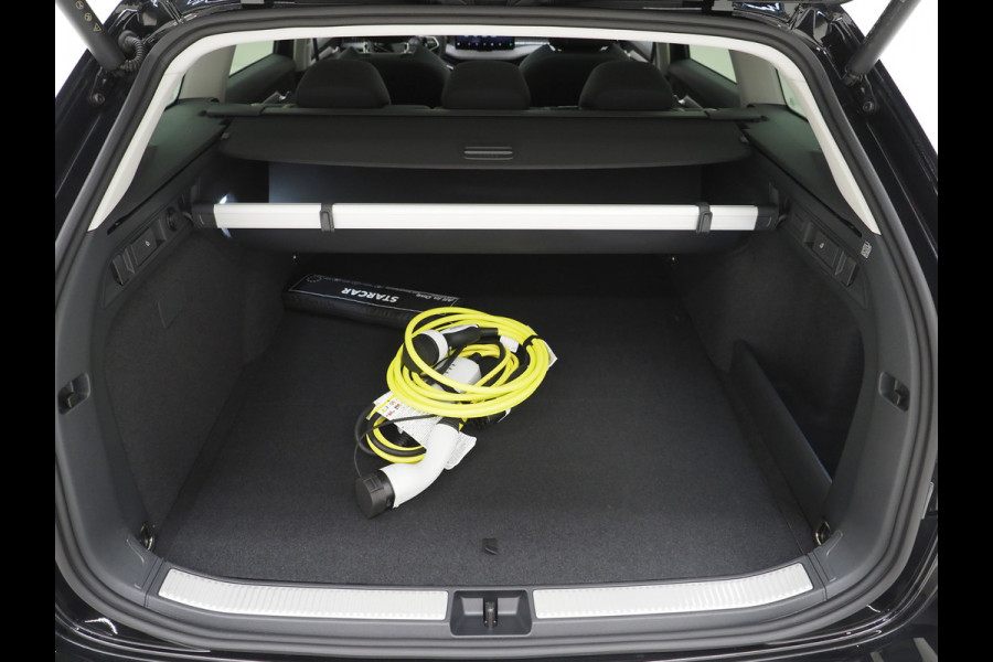 Škoda Superb Combi 1.5 TSI PHEV 204PK | Panoramadak | HUD | Camera | Keyless | Adaptive Cruise | Dodehoek | Carplay