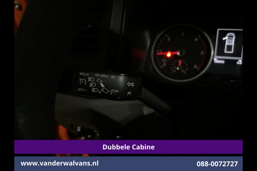 Volkswagen Crafter 2.0 177pk Pick Up Dubbele Cabine 3500kg Trekhaak Open Laadbak Euro6 Airco | 6-Zits | Camera | Navigatie | Apple Carplay Android Auto, Cruisecontrol, Chauffeursstoel