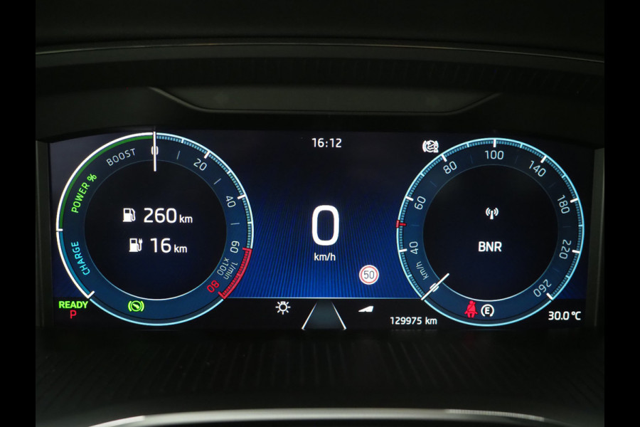 Škoda Octavia Combi 1.4 TSI iV PHEV | Panoramadak | HUD | Camera | Sfeerlicht | Keyless | Adaptive Cruise | Memory