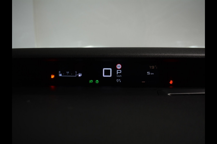 Citroën C3 Aircross 1.2 Hybrid 145pk Plus | Apple Carplay/Android Auto | Climate controle