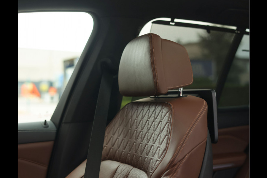 BMW X5 45e xDrive | Sky - HUD - Volleder - Massage