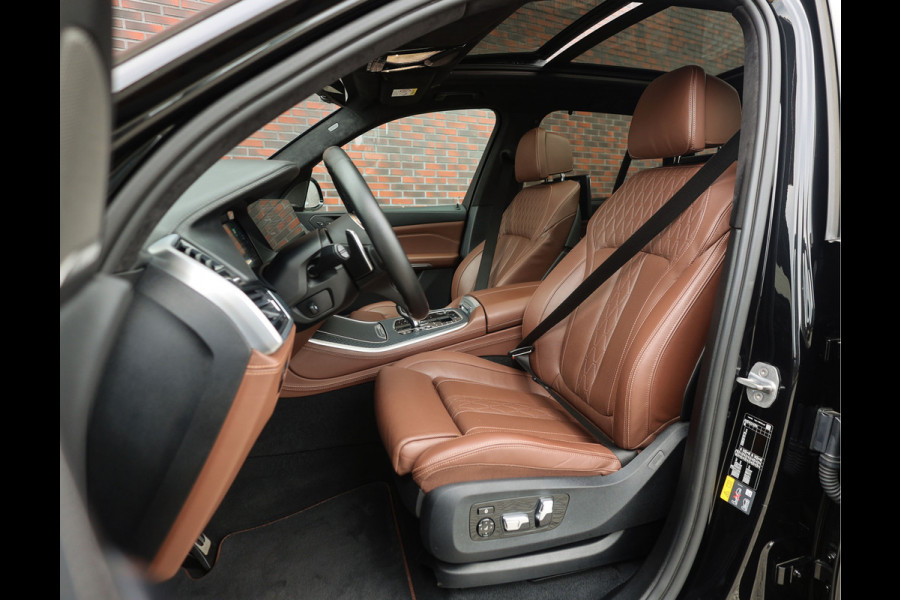 BMW X5 45e xDrive | Sky - HUD - Volleder - Massage