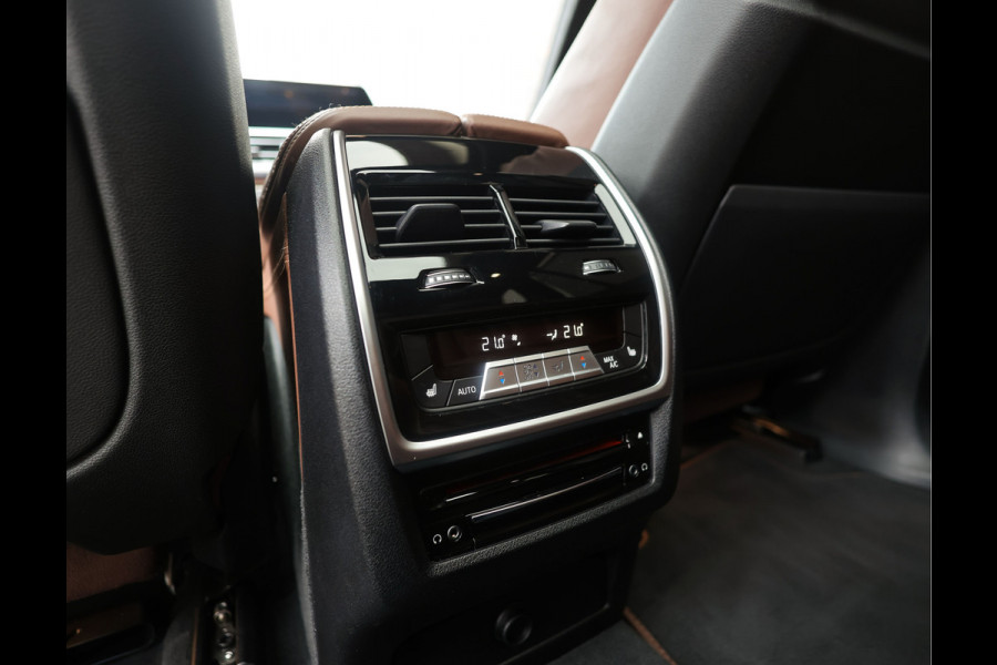 BMW X5 45e xDrive | Sky - HUD - Volleder - Massage