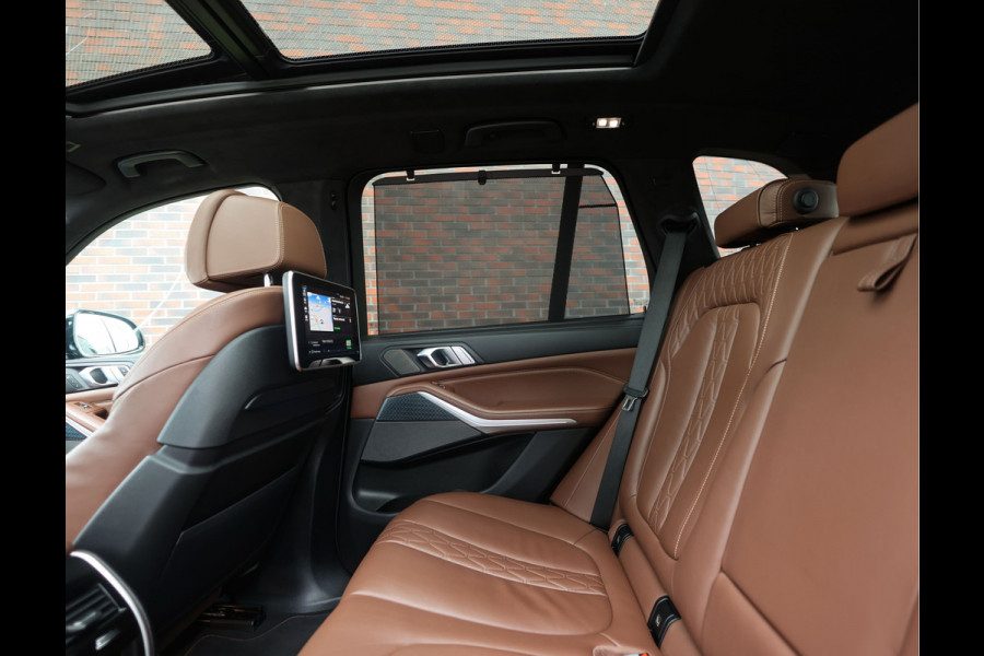 BMW X5 45e xDrive | Sky - HUD - Volleder - Massage