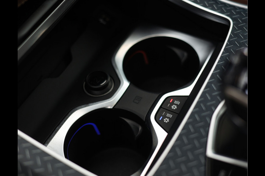BMW X5 45e xDrive | Sky - HUD - Volleder - Massage