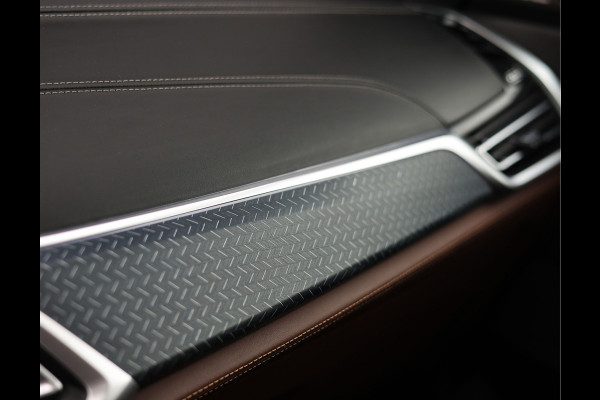 BMW X5 45e xDrive | Sky - HUD - Volleder - Massage