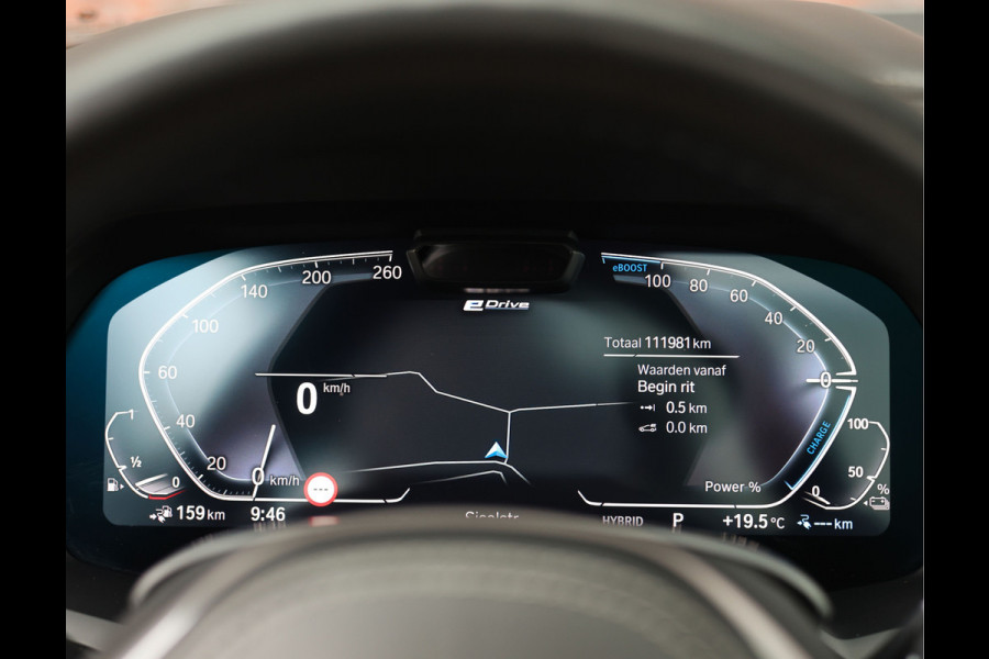 BMW X5 45e xDrive | Sky - HUD - Volleder - Massage