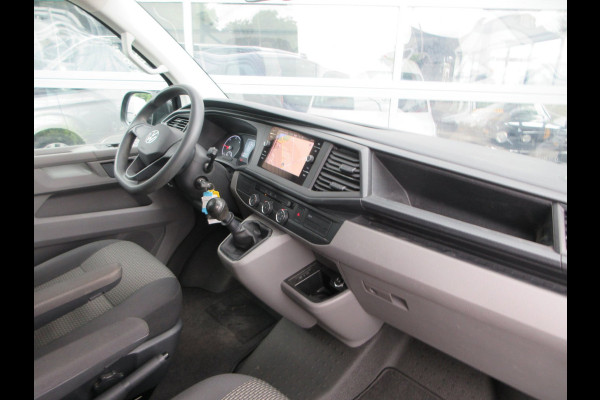 Volkswagen Transporter 2.0 TDI L2, Met Airco, Navigatie, Apple CarPlay, PDC, Trekhaak.