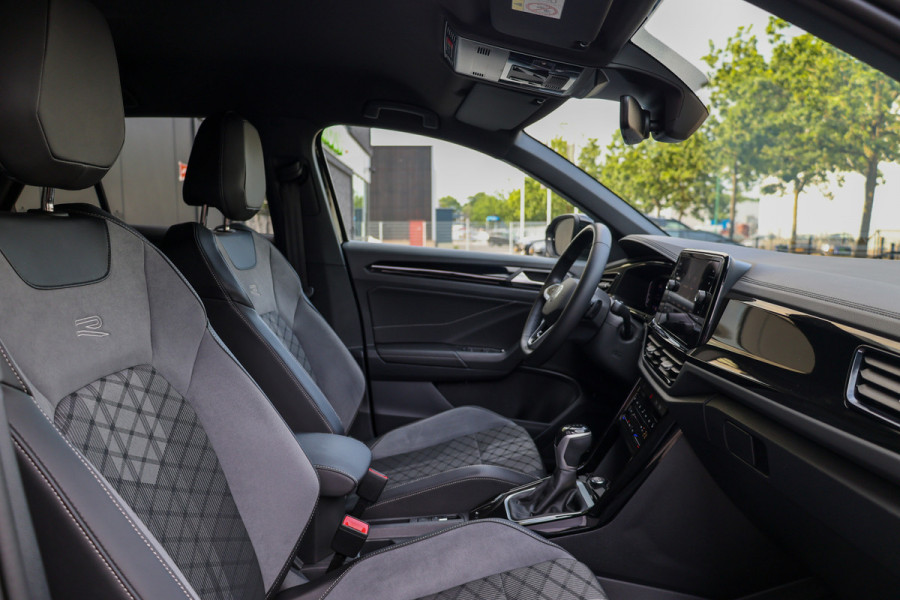 Volkswagen T-Roc 1.5 TSI R-Line Business | KEYLESS | CAMERA | IQ LIGHT | STOEL&STUURVERW | DIGITAL | ELEK KOFFERKLEP |