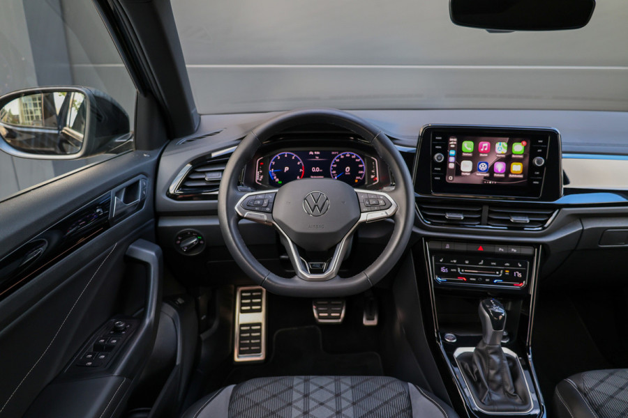 Volkswagen T-Roc 1.5 TSI R-Line Business | KEYLESS | CAMERA | IQ LIGHT | STOEL&STUURVERW | DIGITAL | ELEK KOFFERKLEP |