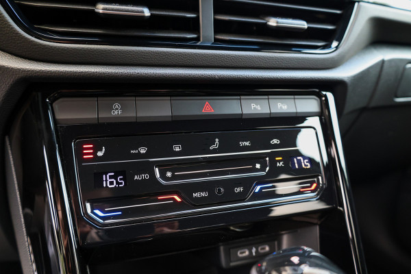 Volkswagen T-Roc 1.5 TSI R-Line Business | KEYLESS | CAMERA | IQ LIGHT | STOEL&STUURVERW | DIGITAL | ELEK KOFFERKLEP |