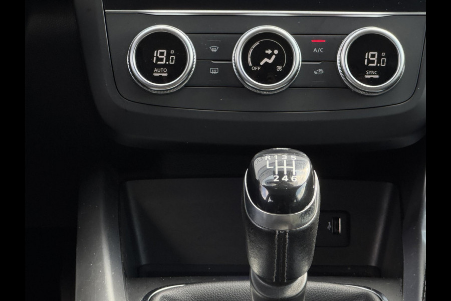 Renault Kadjar 1.3 TCe 140 Intens NL-AUTO | TREKHAAK | FULL LED