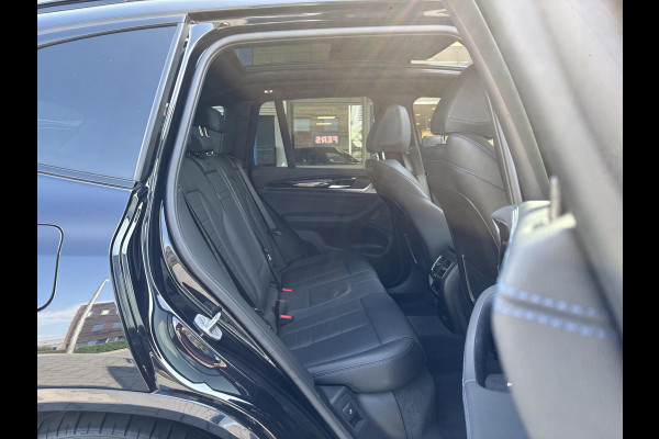 BMW iX3 High Executive 80 kWh | VOL! | 98,9% SOH | Panoramadak | Harmon Kardon | 360 Camera | Leder |