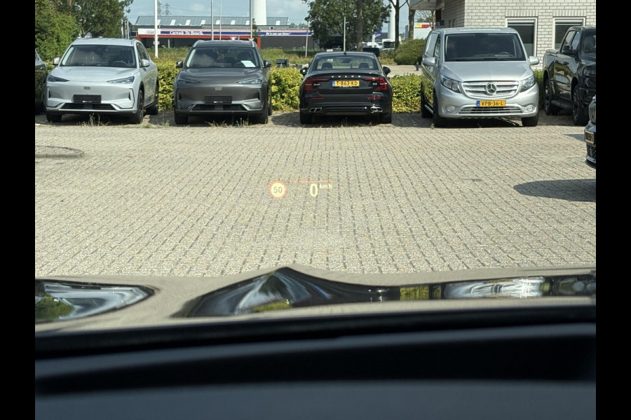 BMW iX3 High Executive 80 kWh | VOL! | 98,9% SOH | Panoramadak | Harmon Kardon | 360 Camera | Leder |