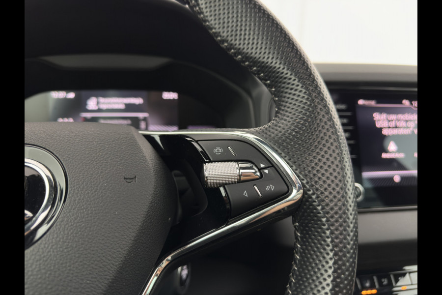 Škoda Karoq 1.5 TSI ACT Sportline Business (INCL-BTW) Aut. *PANO | DIGI-COCKPIT | FULL-LED | ADAPTIVE-CRUISE | HEATED-SPORTSEATS | TOPVIEW |  AMBIENTLIGHT | NAVI-FULLMAP | KEYLESS | DAB+ | TOWBAR | PRIVACYGLASS | 18''ALU*