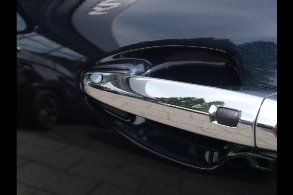 Kia e-Niro DynamicPlusLine 64 kWh | Cruise | Clima | Carplay | Keyless | Schuif-kanteldak | Stoel-stuurverwarming | Navi |