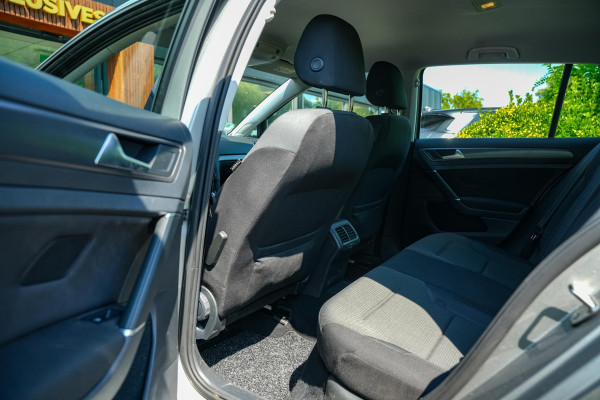 Volkswagen Golf 1.0 TSI Comfortline Adaptive Cruise DAB+ PDC Navigatie Climate Control AUTOMAAT!
