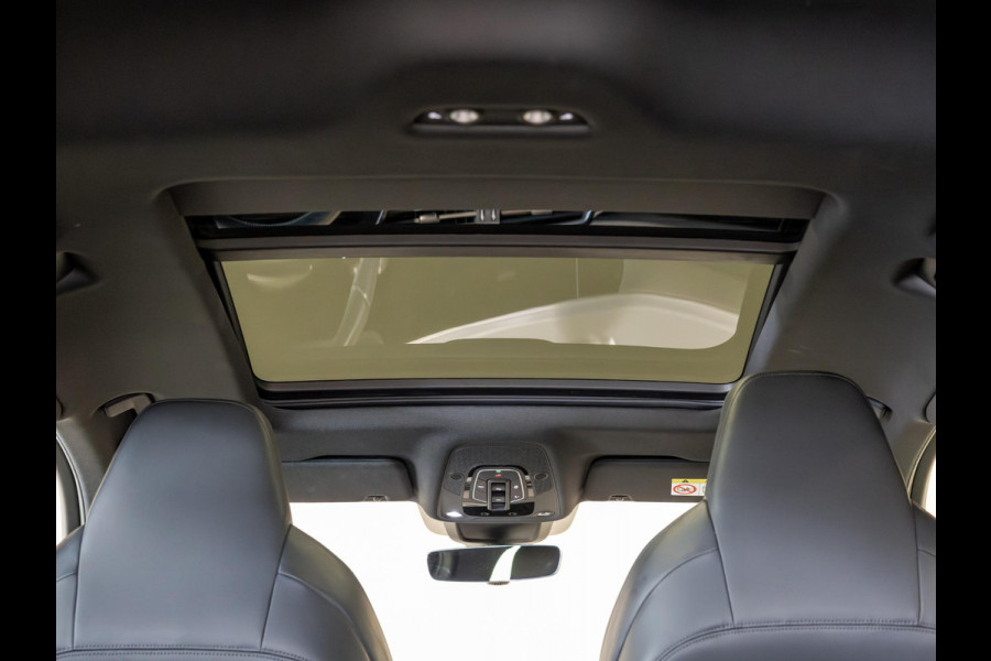 Audi e-tron S quattro 95 kWh SOH 89% / 503pk / NAP / Panorama dak / Rondomzicht camera / Kuipstoelen /