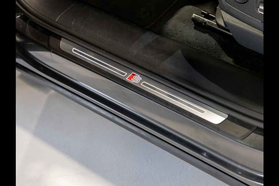 Audi e-tron S quattro 95 kWh SOH 89% / 503pk / NAP / Panorama dak / Rondomzicht camera / Kuipstoelen /