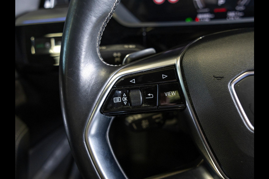 Audi e-tron S quattro 95 kWh SOH 89% / 503pk / NAP / Panorama dak / Rondomzicht camera / Kuipstoelen /