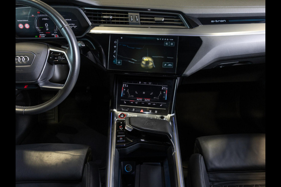 Audi e-tron S quattro 95 kWh SOH 89% / 503pk / NAP / Panorama dak / Rondomzicht camera / Kuipstoelen /