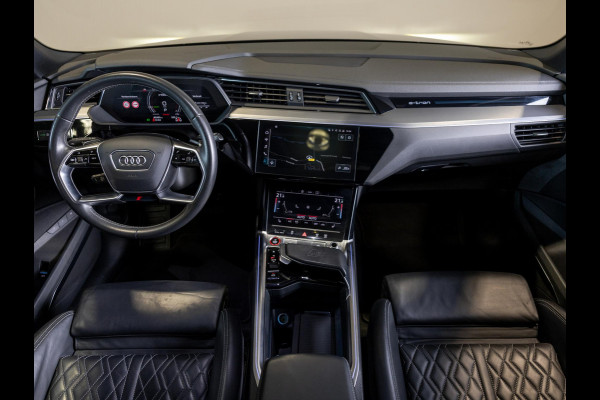 Audi e-tron S quattro 95 kWh SOH 89% / 503pk / NAP / Panorama dak / Rondomzicht camera / Kuipstoelen /