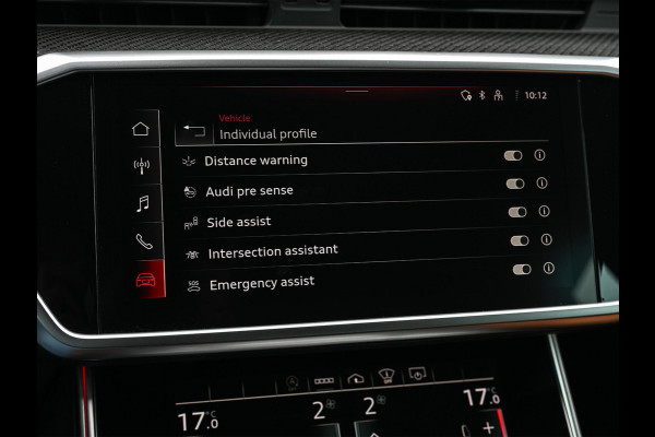 Audi A6 Avant RS 6 TFSI quattro | Panoramadak | Achterasbesturing | 360 Camera | HUD | B&O | Carbon Inleg | Sportdifferentieel | Stoelverwarming + Ventilatie | Luchtvering | Soft Close | Stuurverwarming |