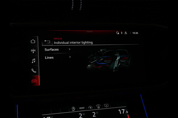 Audi A6 Avant RS 6 TFSI quattro | Panoramadak | Achterasbesturing | 360 Camera | HUD | B&O | Carbon Inleg | Sportdifferentieel | Stoelverwarming + Ventilatie | Luchtvering | Soft Close | Stuurverwarming |