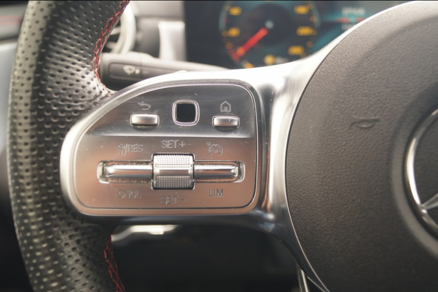 Mercedes-Benz CLA-Klasse 200 163pk Automaat AMG Business Solution -LED-ECC-
