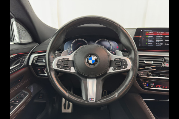 BMW 6 Serie Gran Turismo 640i xDrive M-Sportpack High Executive Aut. *PANO | LEATHER | BOWERS&WILKINS | BLINDSPOT | MEMORY-PACK | NIGHTVISION | TOPVIEW | DIGI-COCKPIT | HEATED-COMFORTSEATS | HEAD-UP | ADAPTIVE-CRUISE | KEYLESS | TOWBAR | SOFTCLOSE | 20''A