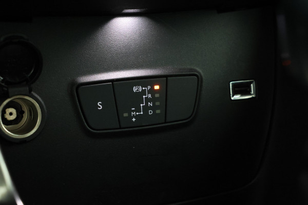 Citroën C3 Aircross 1.2 PureTech Feel Automaat, Navigatie, Cruise