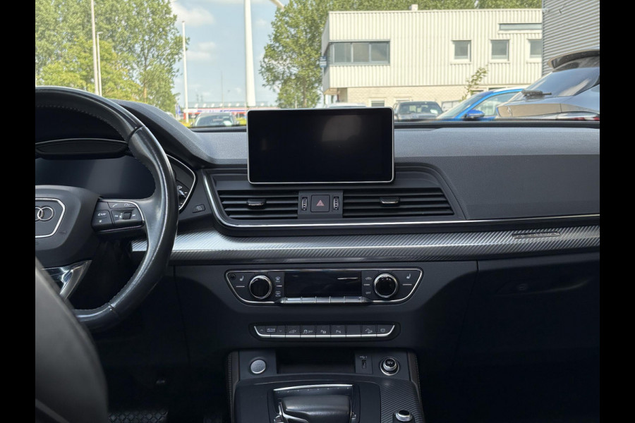 Audi Q5 55 TFSI e quattro S line 367pk  | VOL! | Panoramadak | Trekhaak wegklapbaar | Matrix LED | 360 graden camera | Geheugenstoel | Luchtvering | Head up Display | Stoelverwarming | Virtual cockpit | Adaptive cruise control | Massagestoel